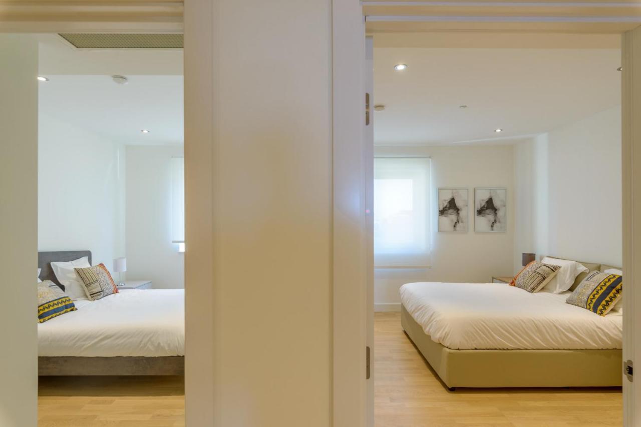 Luxury Modern Apartment With Exceptional Views! Hosted By Sweetstay ยิบรอลตาร์ ภายนอก รูปภาพ
